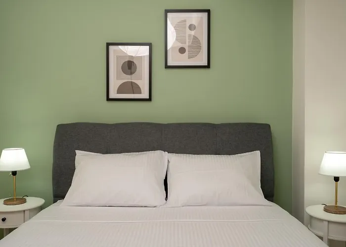Cozy Artistic Nest 1Br Apt Near Metro & Acropolis